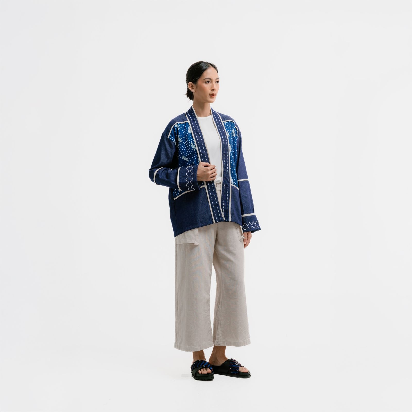 Dama Kara Harsa Outer