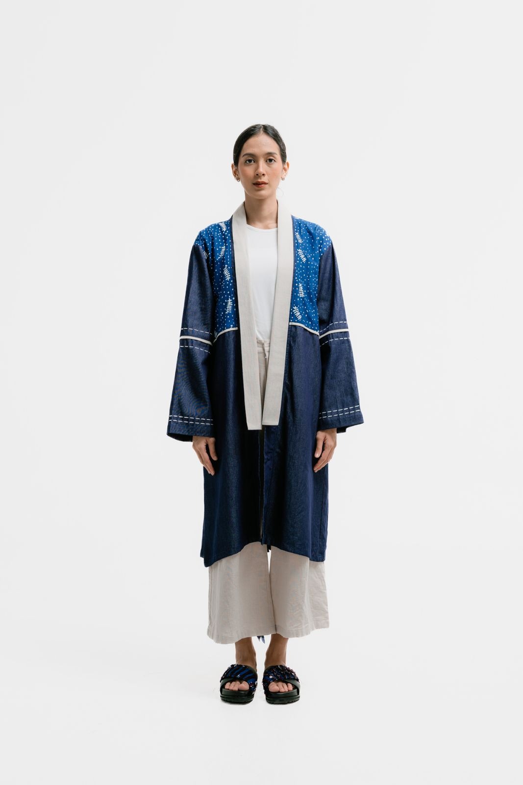 Dama Kara Harsa Long Outer
