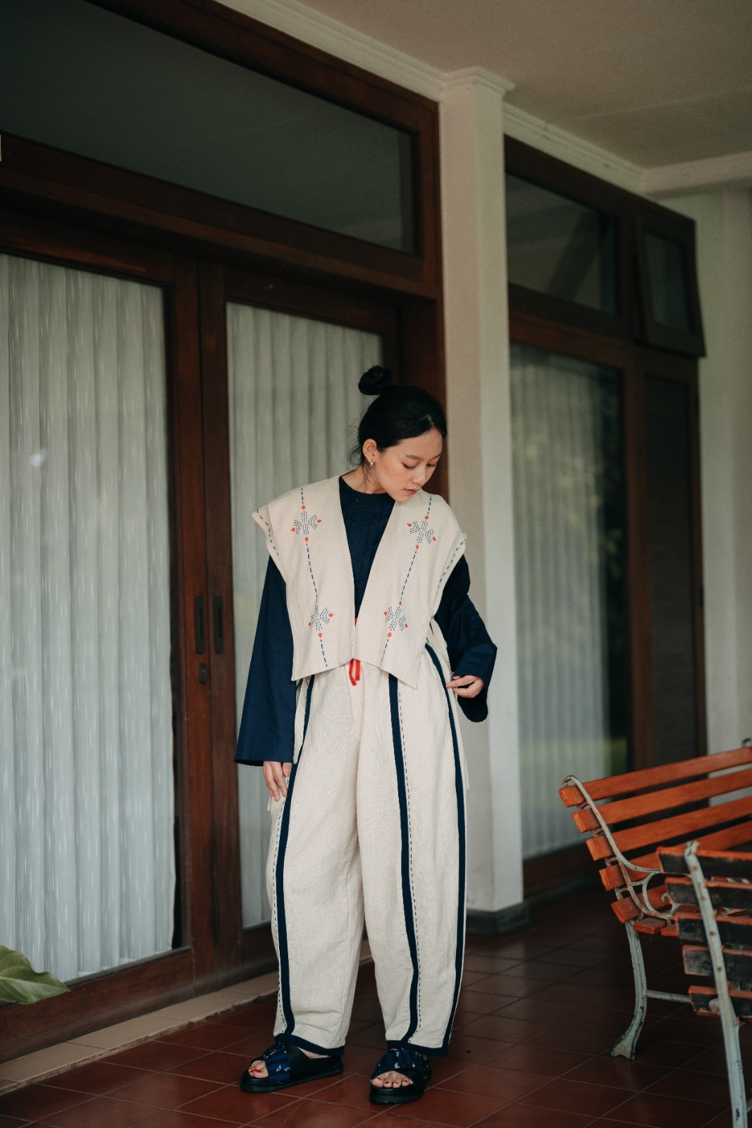 Dama Kara Jalin Crop Vest Sashiko