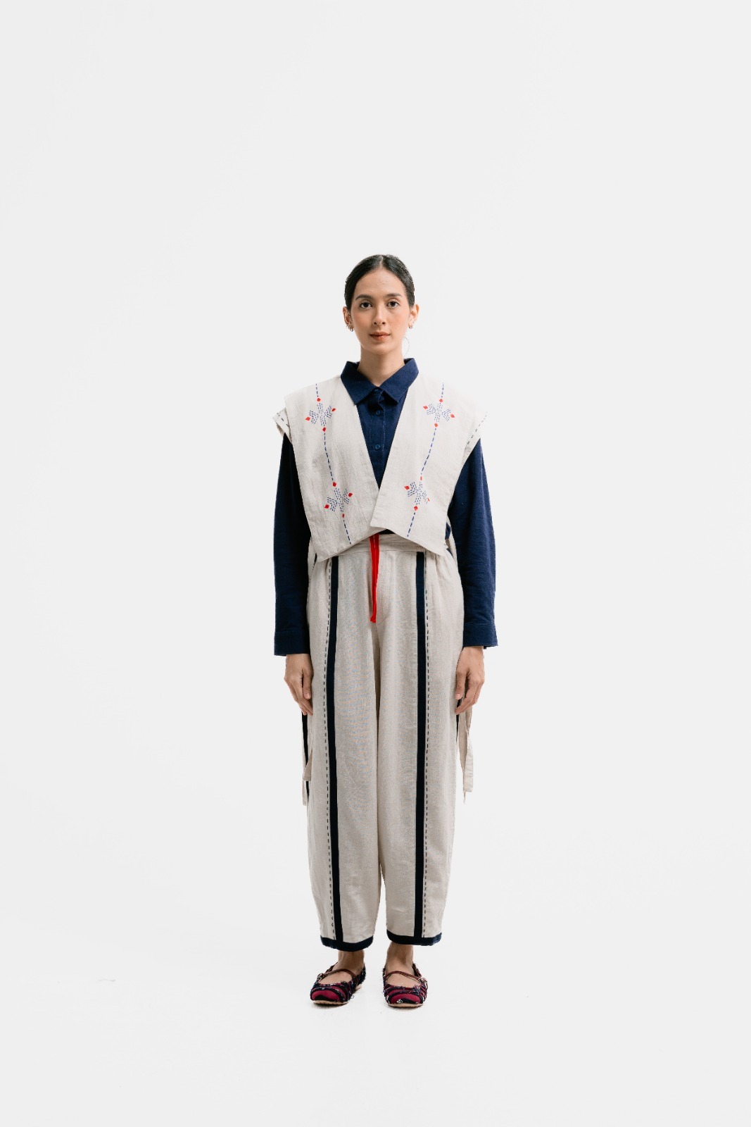 Dama Kara Jalin Crop Vest Sashiko