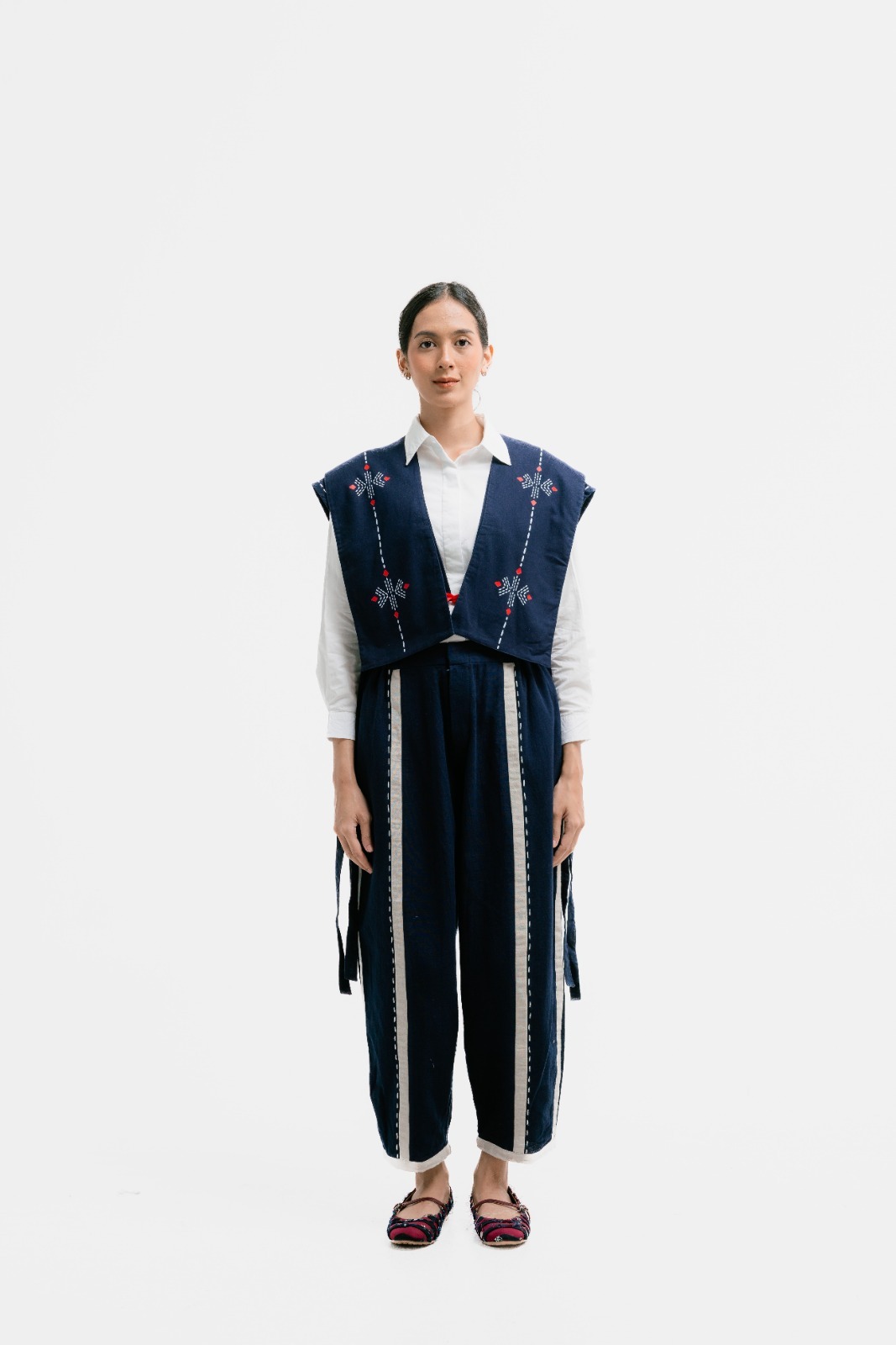 Dama Kara Jalin Crop Vest Sashiko
