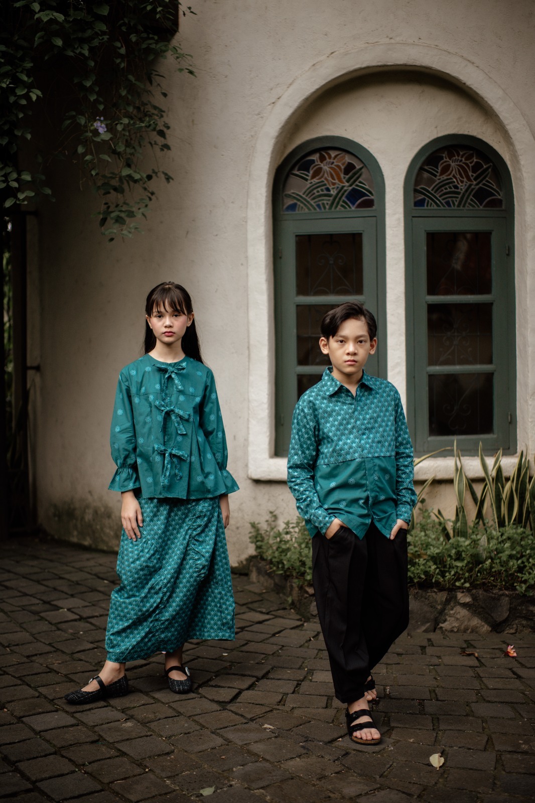 Dama Kara Gantari Top Kids