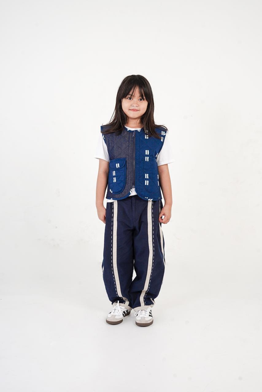 Dama Kara Gayatri Puffer Vest Kids
