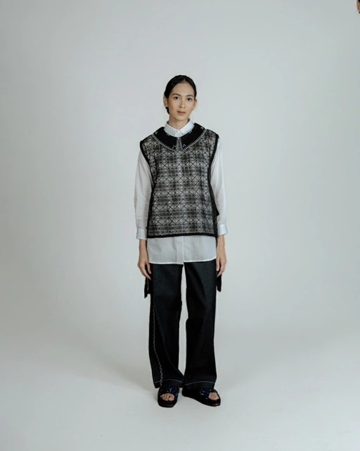 Image of Dama Kara Basic Vest Collar Sashiko