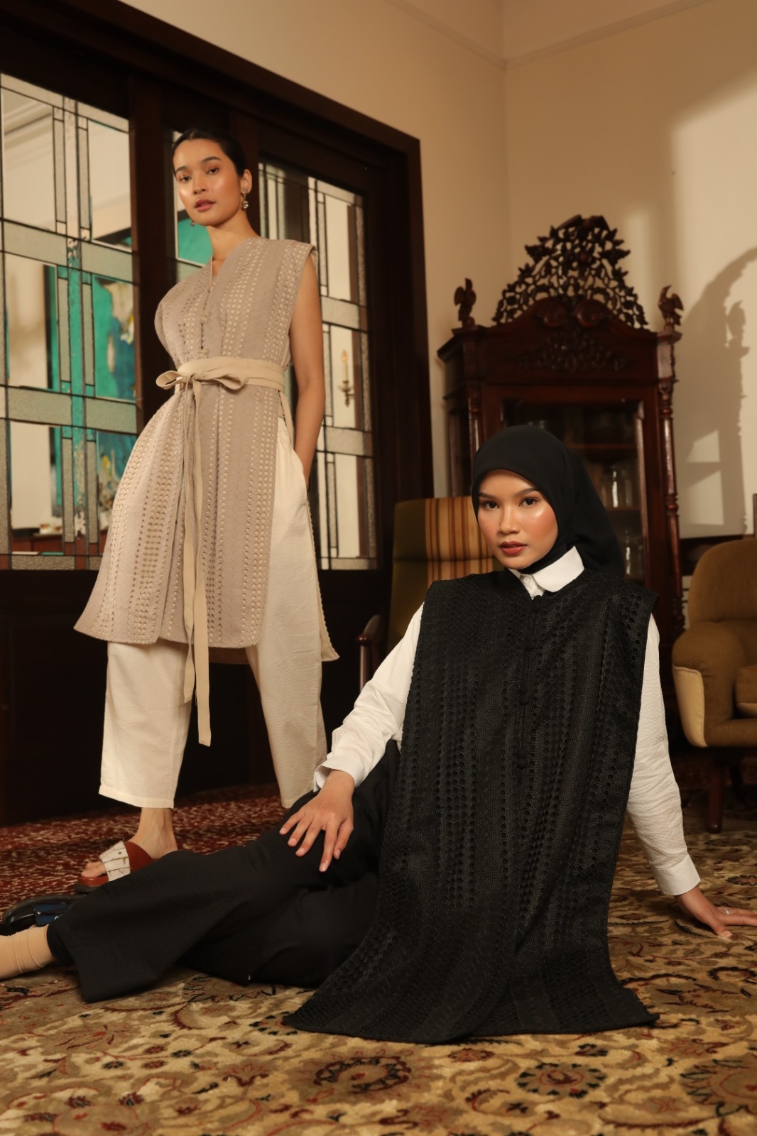 Dama Kara Kembali Vest Lace