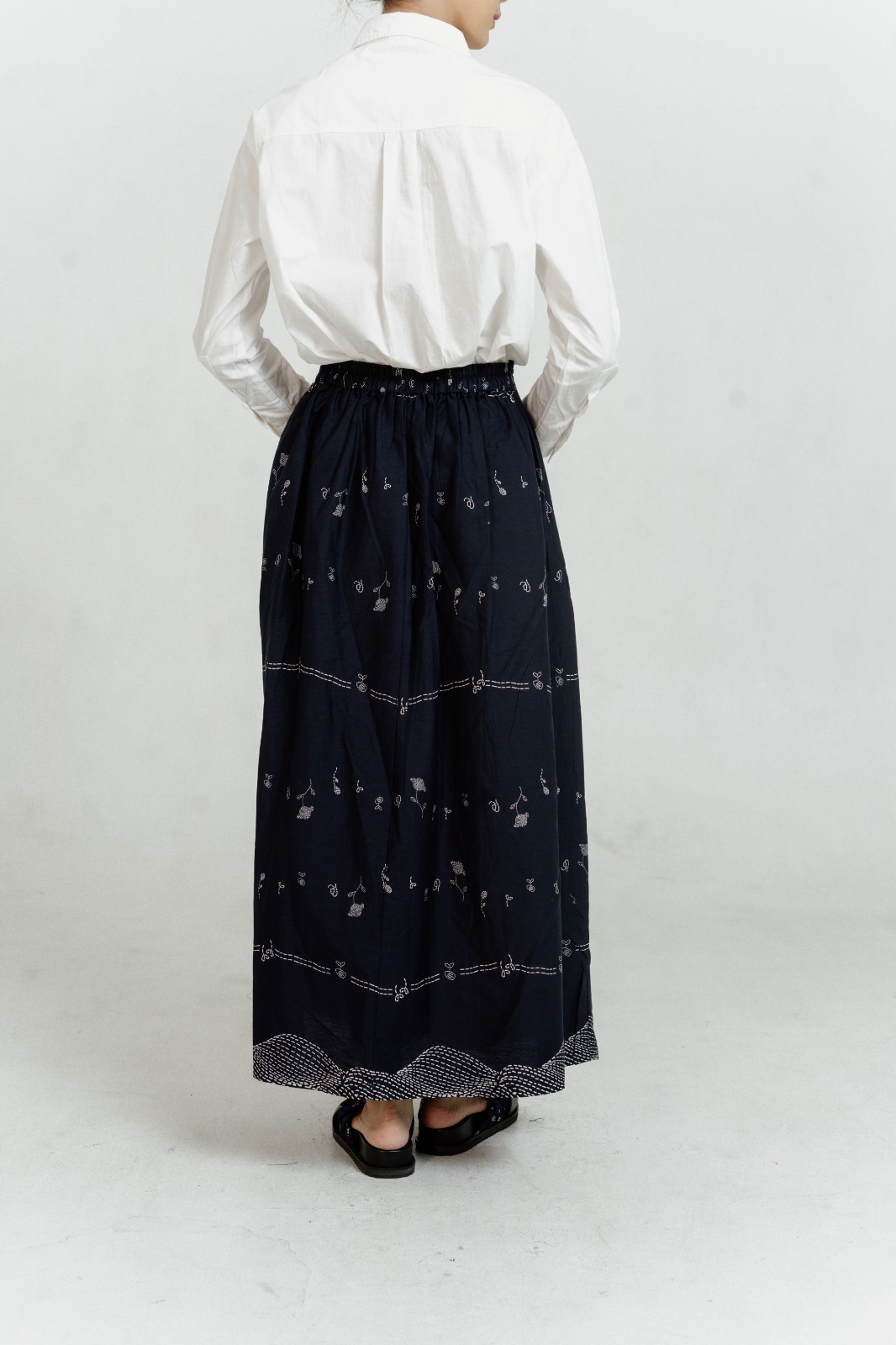Dama Kara Kembali Skirt