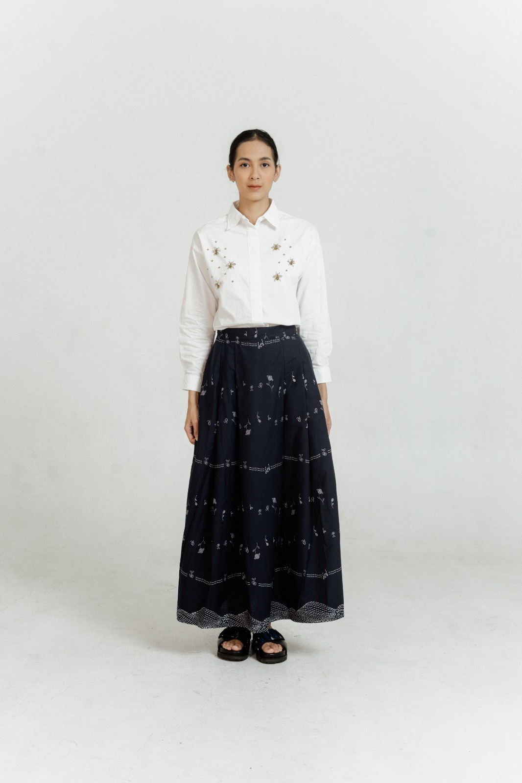 Dama Kara Kembali Skirt