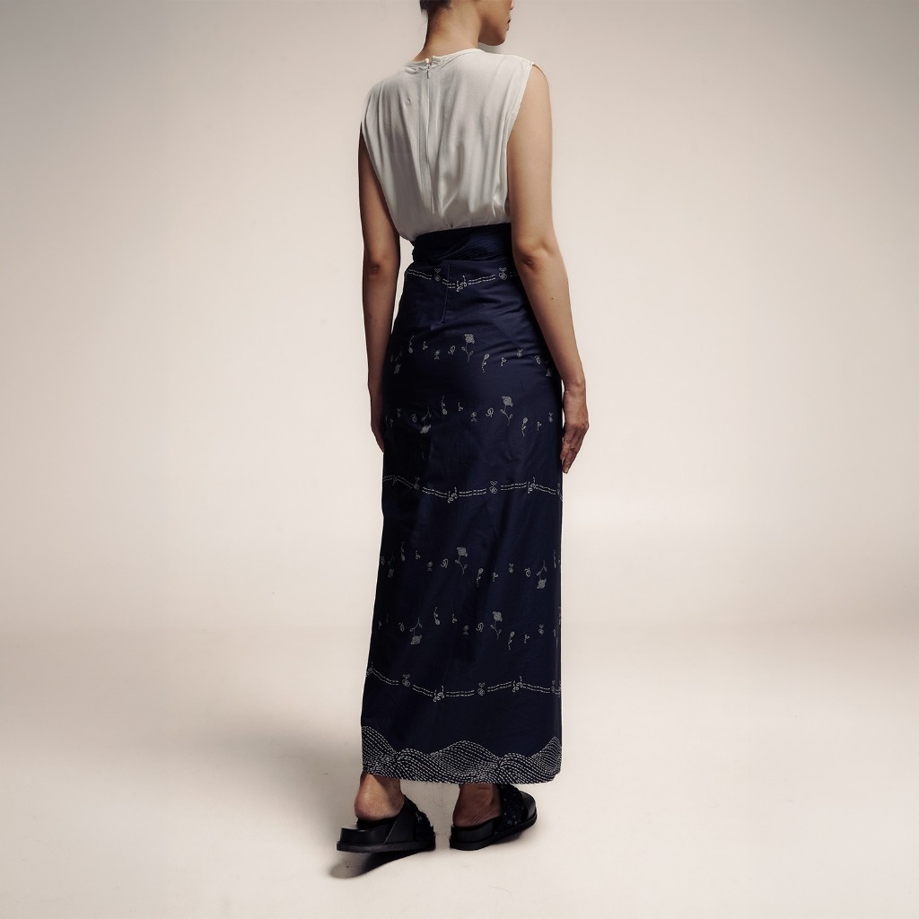 Dama Kara Kembali Wrap Skirt