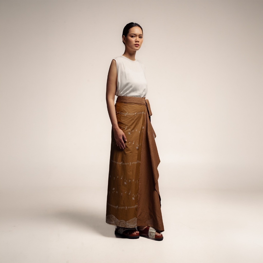 Dama Kara Kembali Wrap Skirt