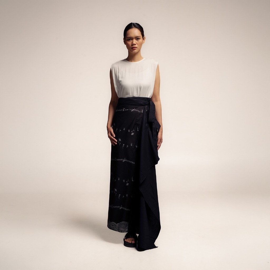 Dama Kara Kembali Wrap Skirt
