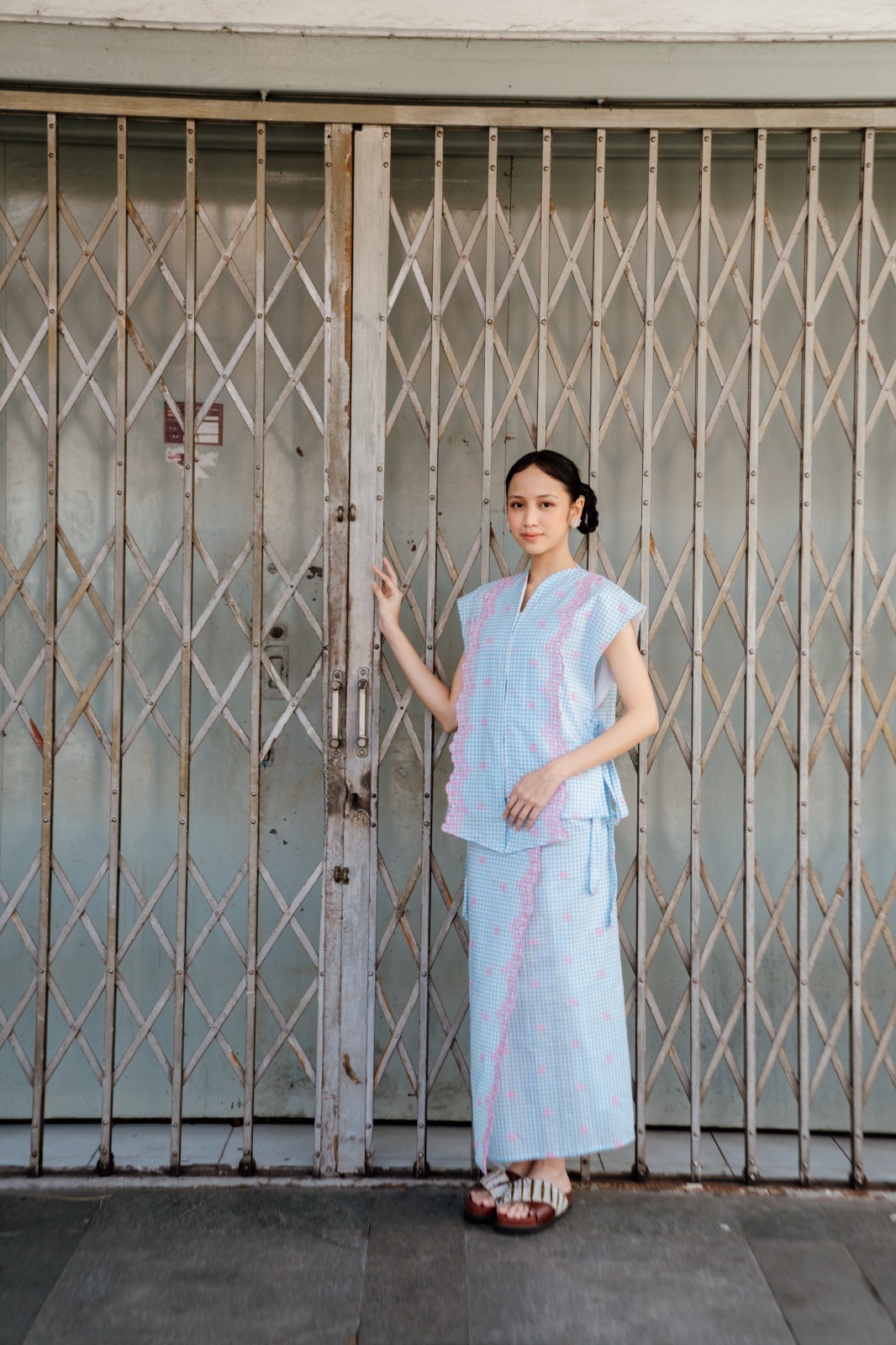 Dama Kara Ranggi Kebaya Vest
