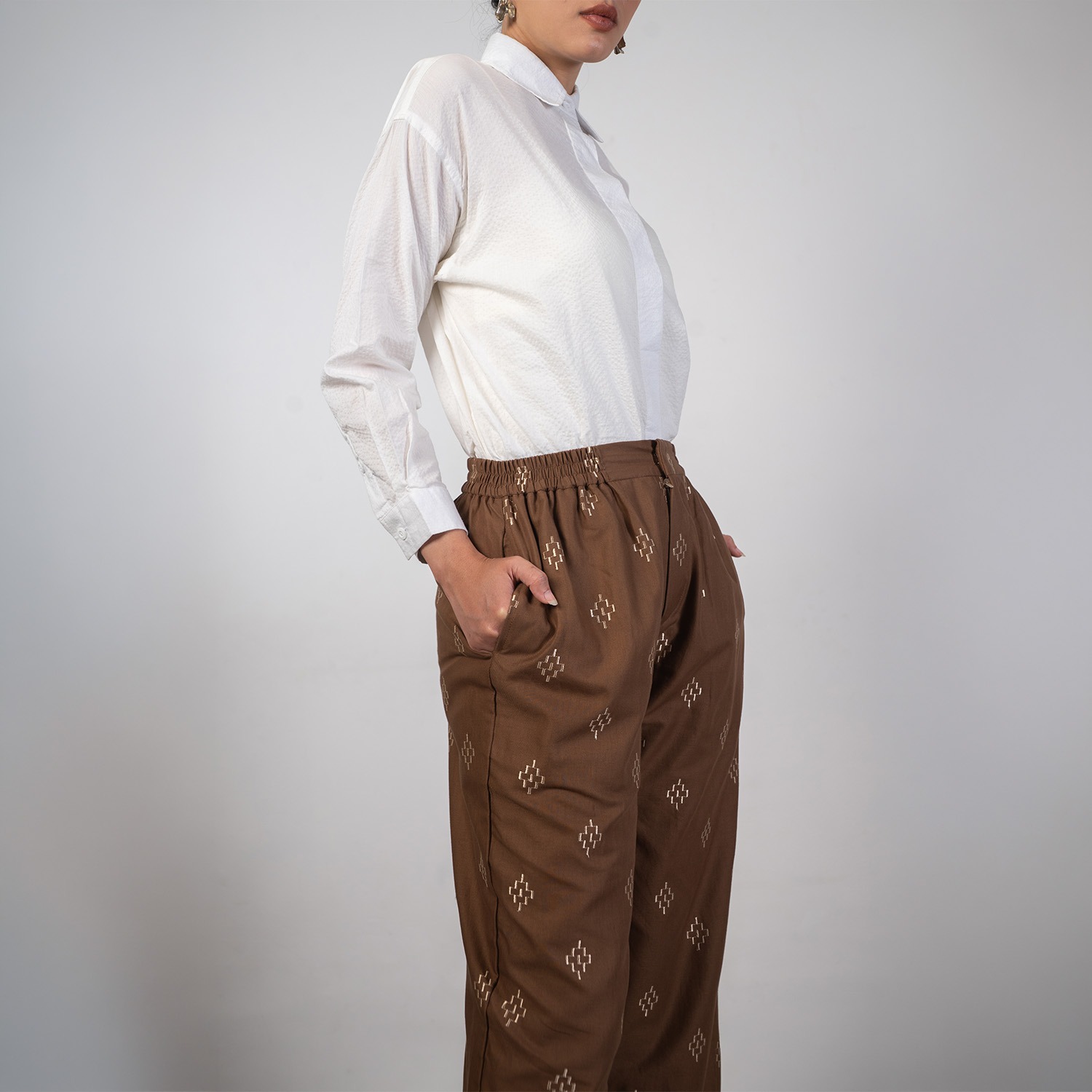 Dama Kara Arkana Embroidery Pants