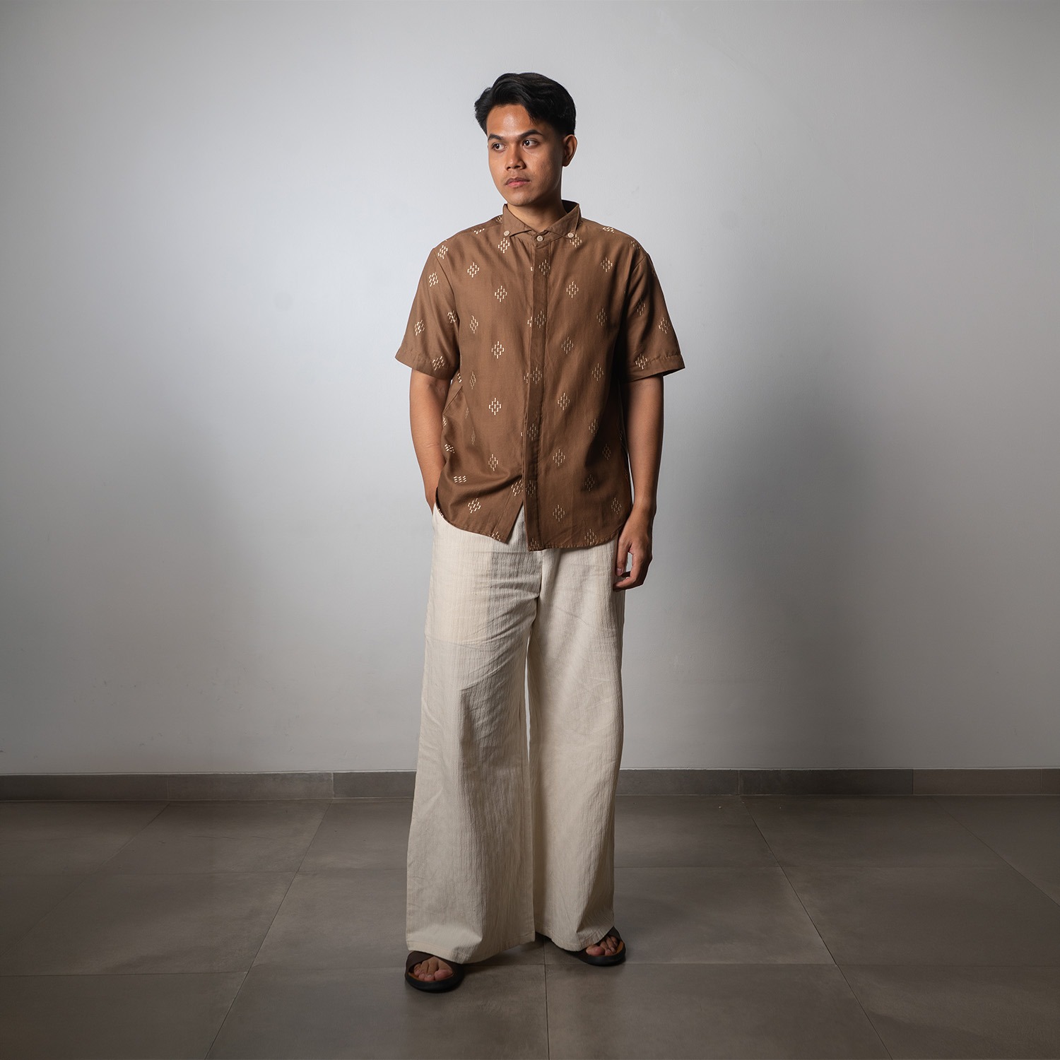Dama Kara Arkana Embroidery Shirt 