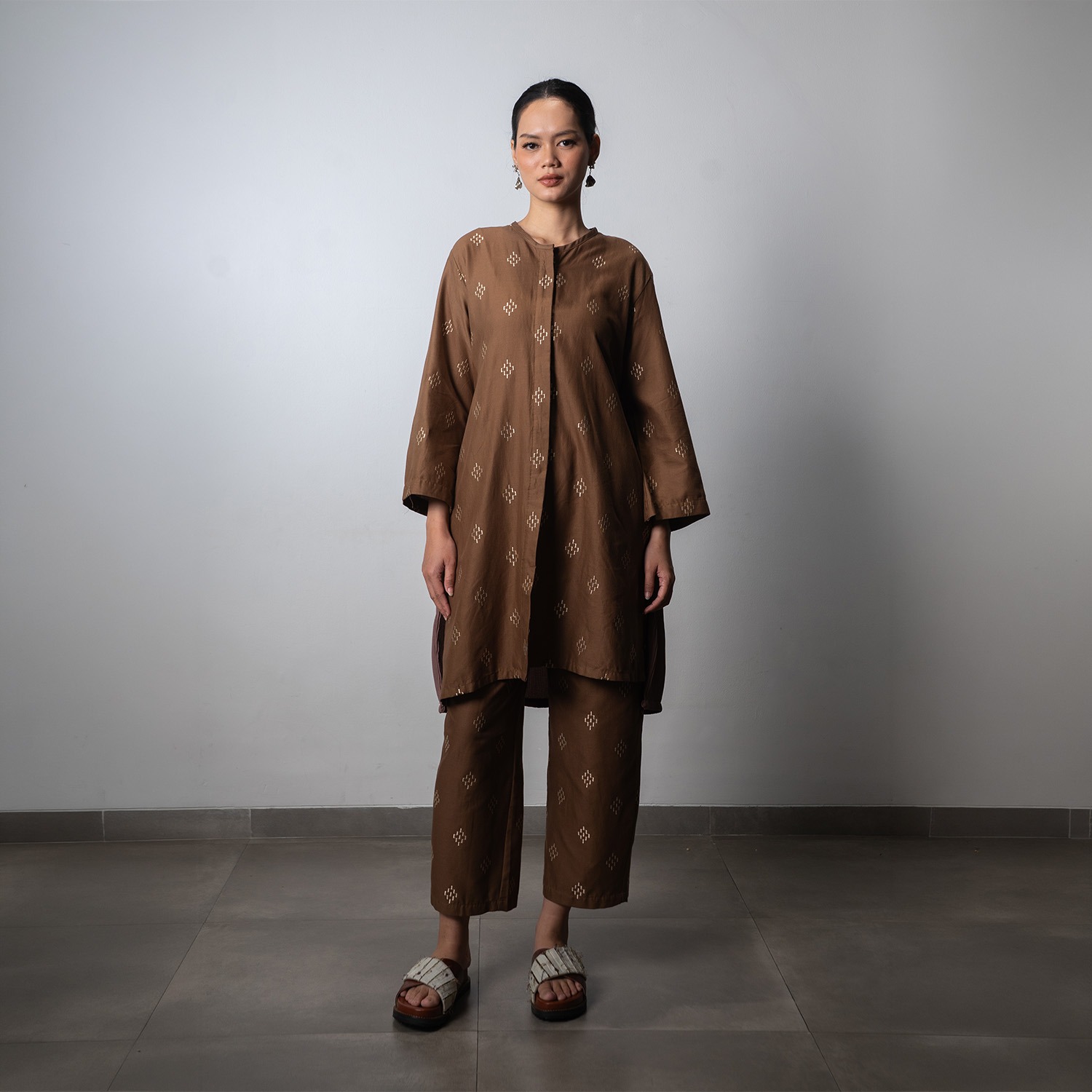Dama Kara Arkana Embroidery Tunik