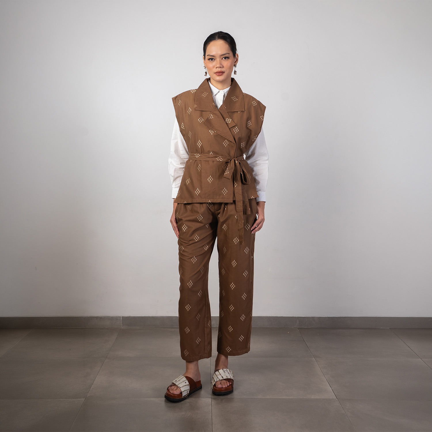 Dama Kara Arkana Embroidery Vest