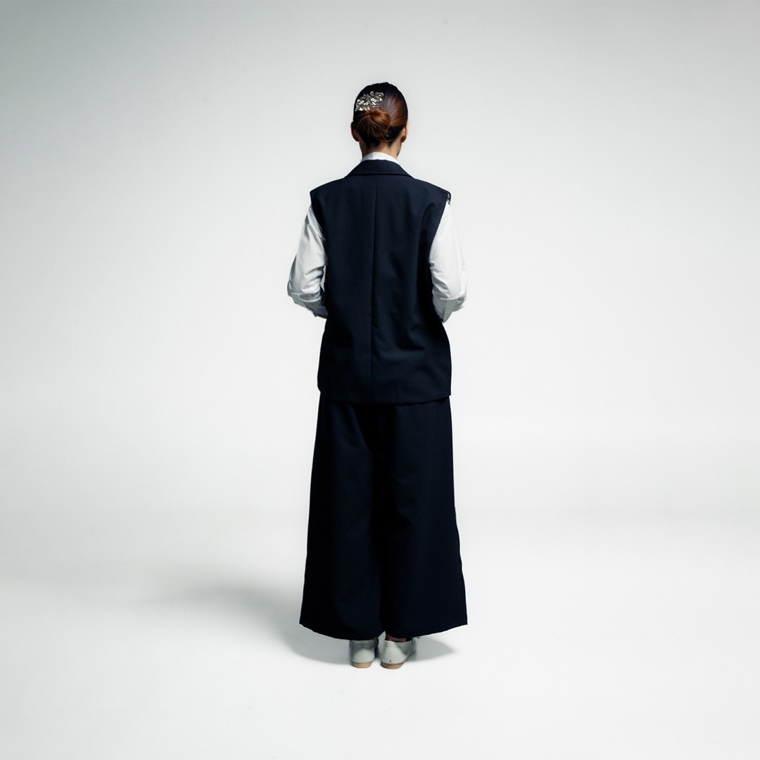 Dama Kara Arunika Two Ways Blazer