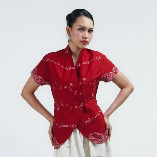 Dama Kara Kembali Blouse Shortsleeve