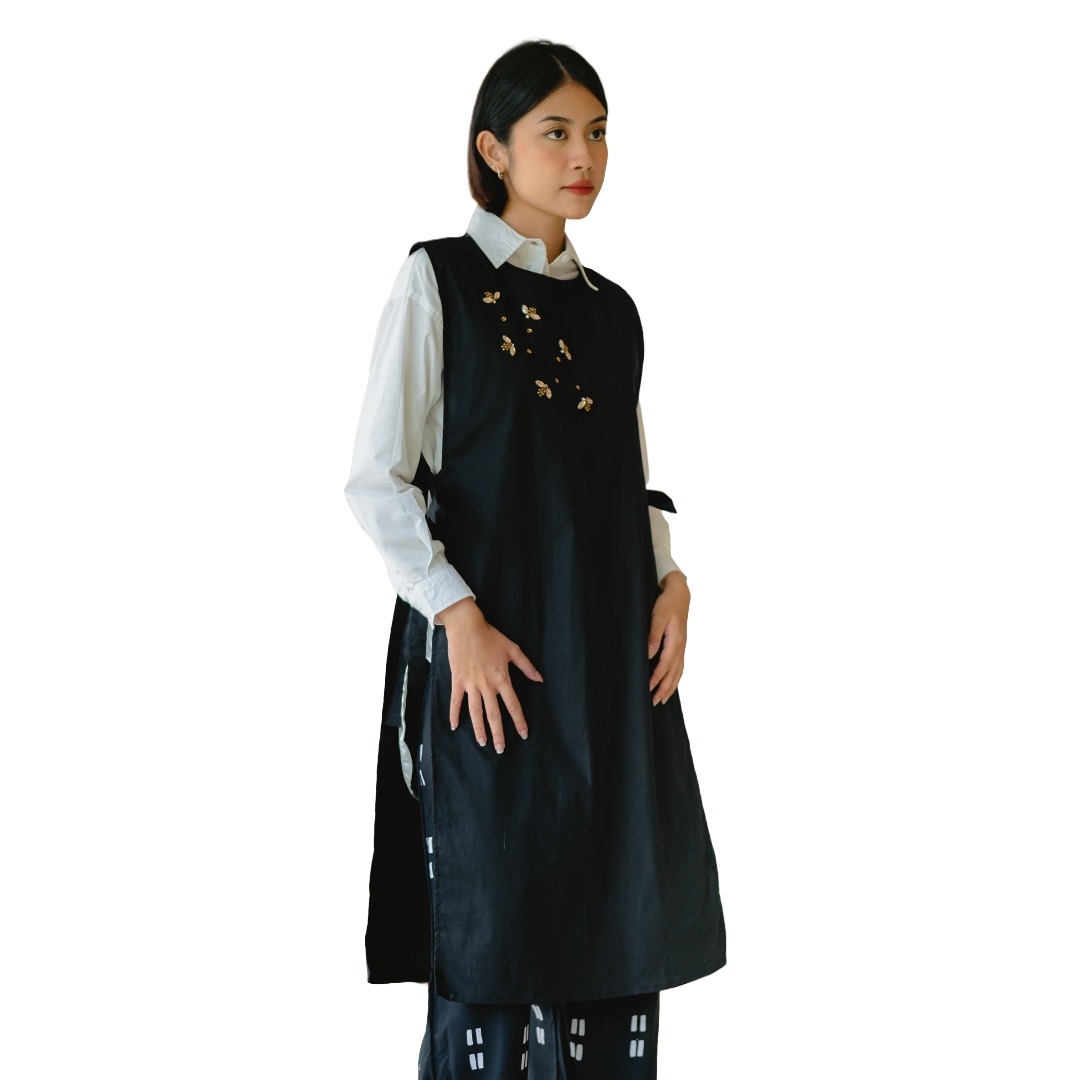 Dama Kara Nahla Long Vest Beads