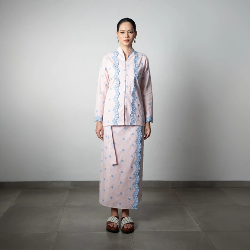 Image of Dama Kara Ranggi Kebaya Layer