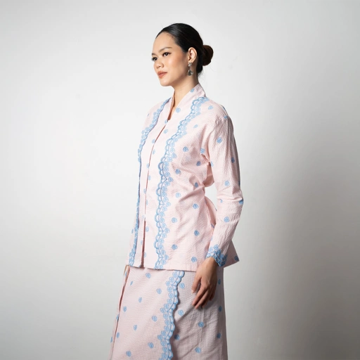 Image of Dama Kara Ranggi Kebaya Layer