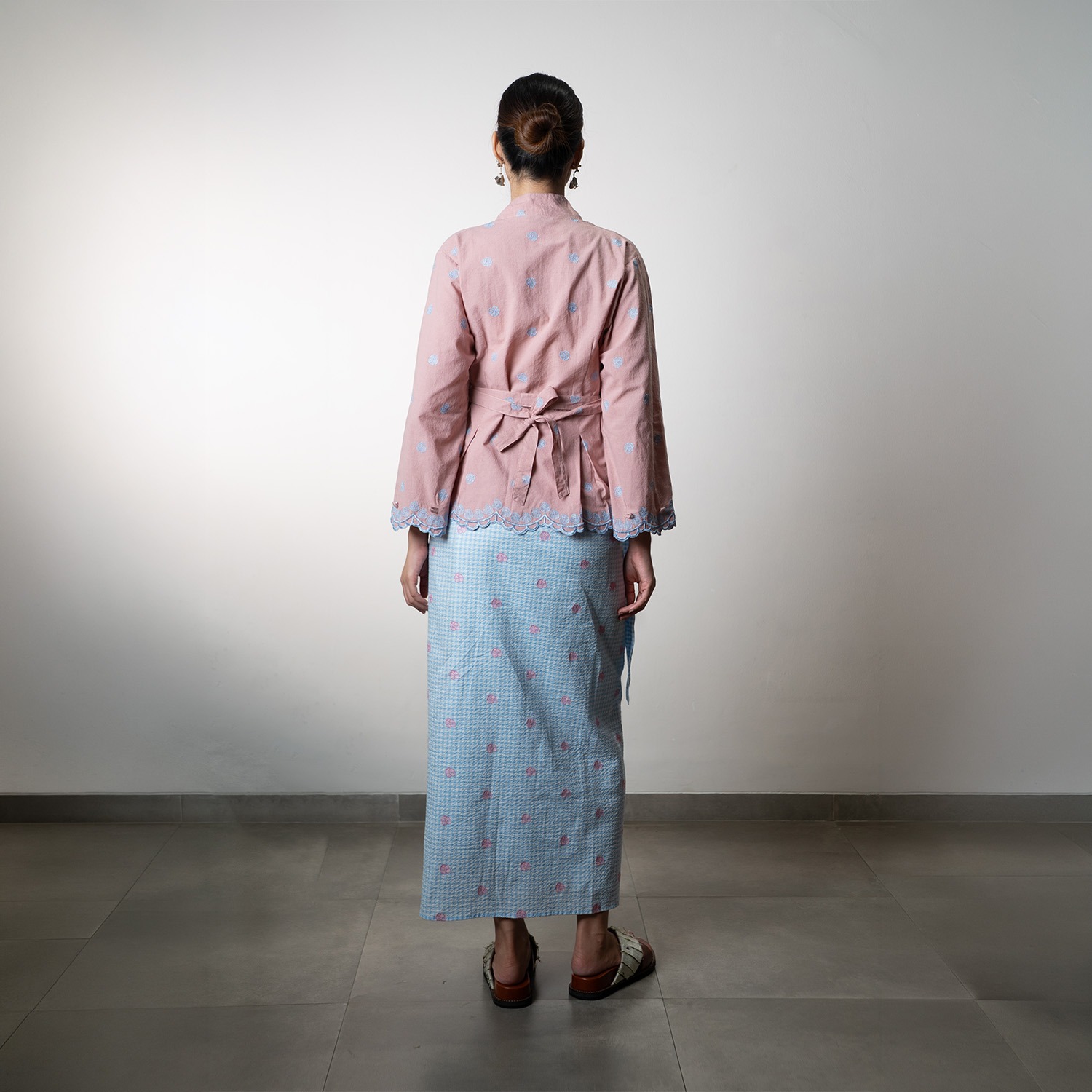 Dama Kara Ranggi Kebaya Peplum