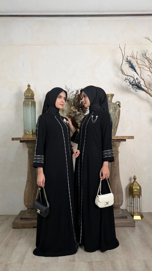Image of Salma Abaya - Black