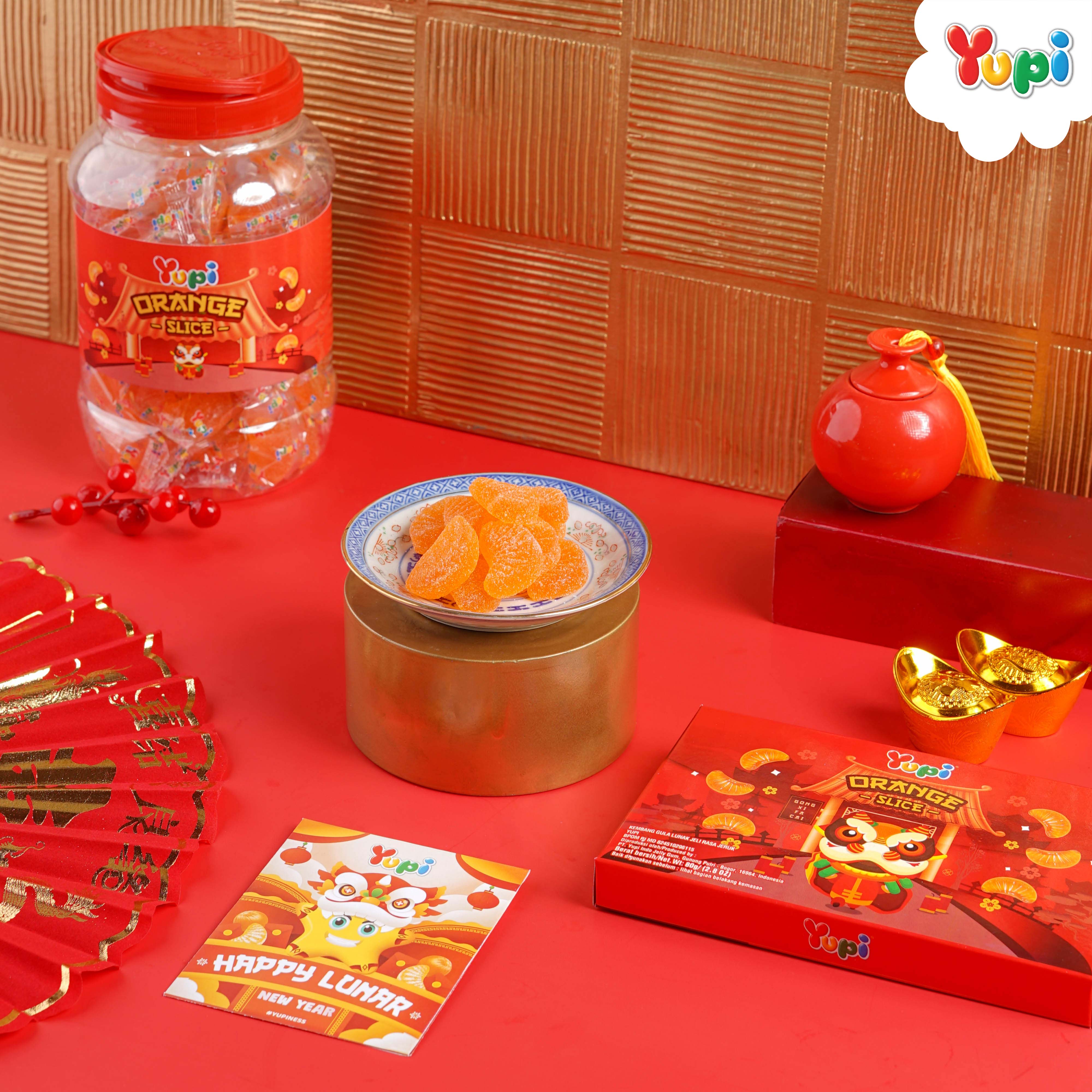 Yupi Orange Slice Jar 500 gr