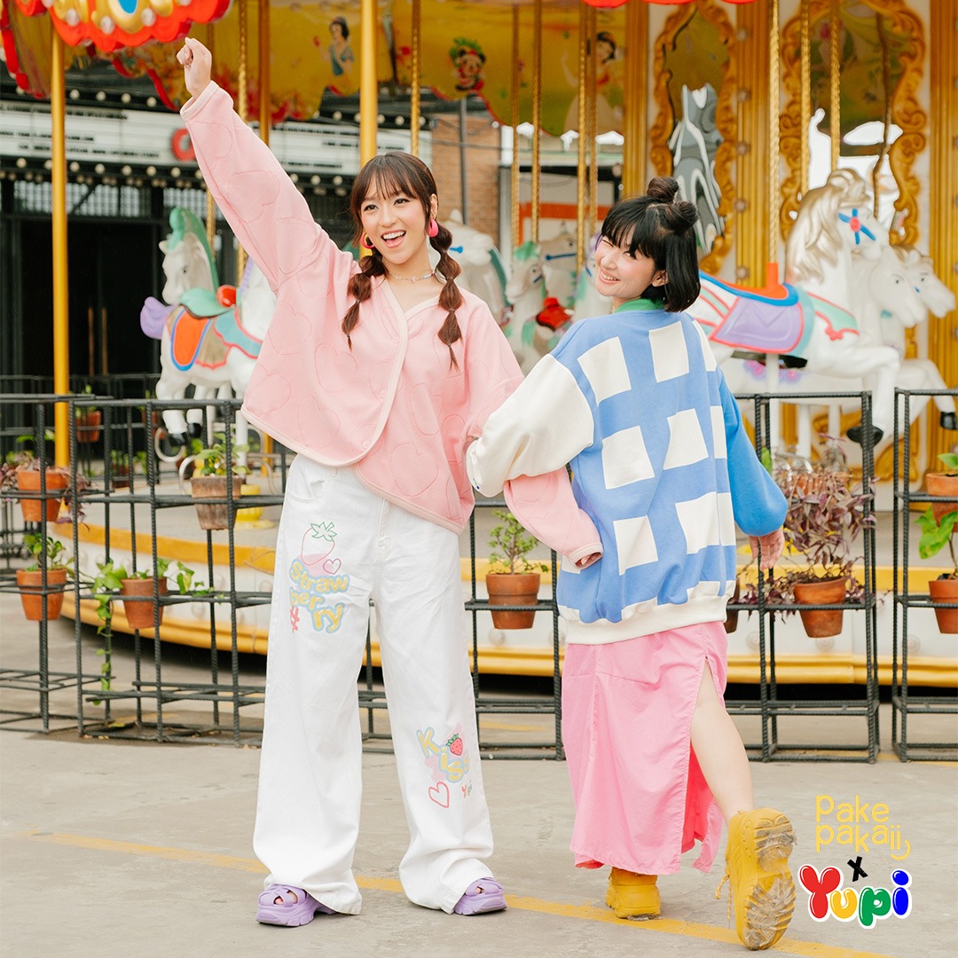 Yupi X PakePakaii Gummy Bear Cardigan