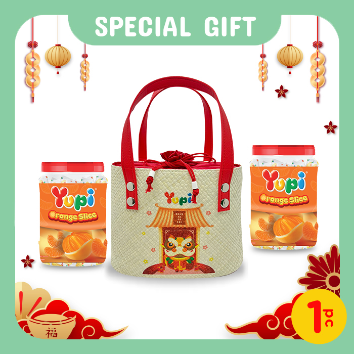 Yupi Package Imlek Hampers Straw Bag