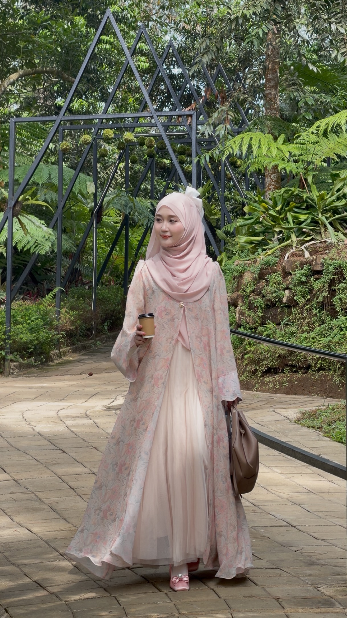 KAZAMI - THE BLOOME OUTER STYLE 1