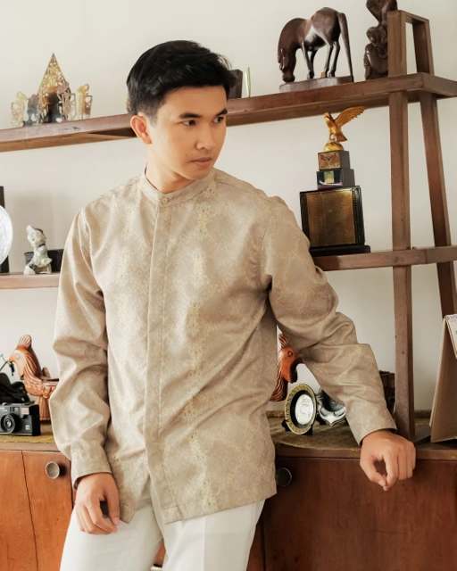 Image of Gaffi Men's Shirt - Gold