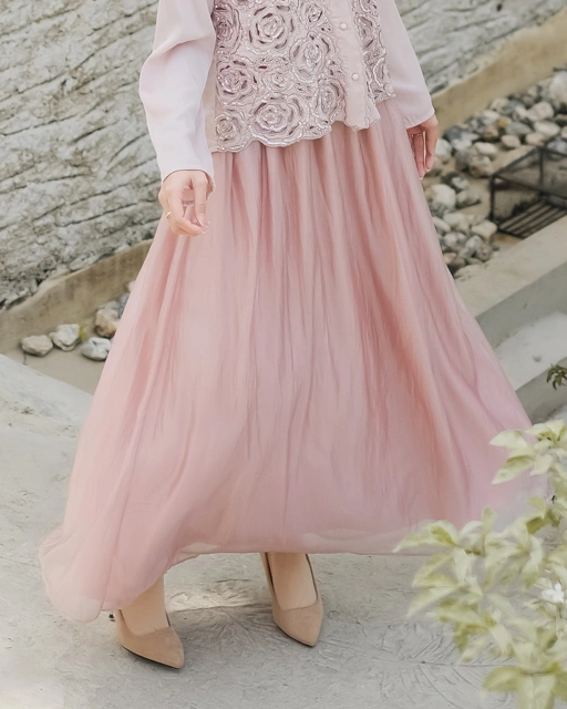 Image of Khalidah Skirt Rose Gold