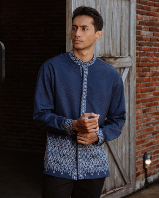 Image of Juna Men's Shirt - Navy