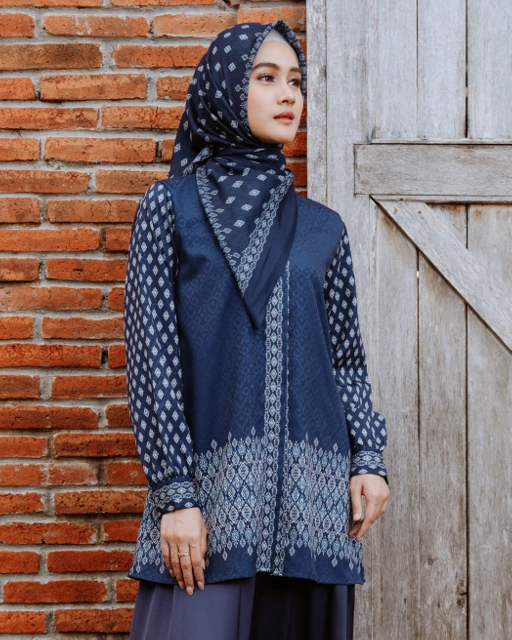 Image of Jenna Blouse - Navy