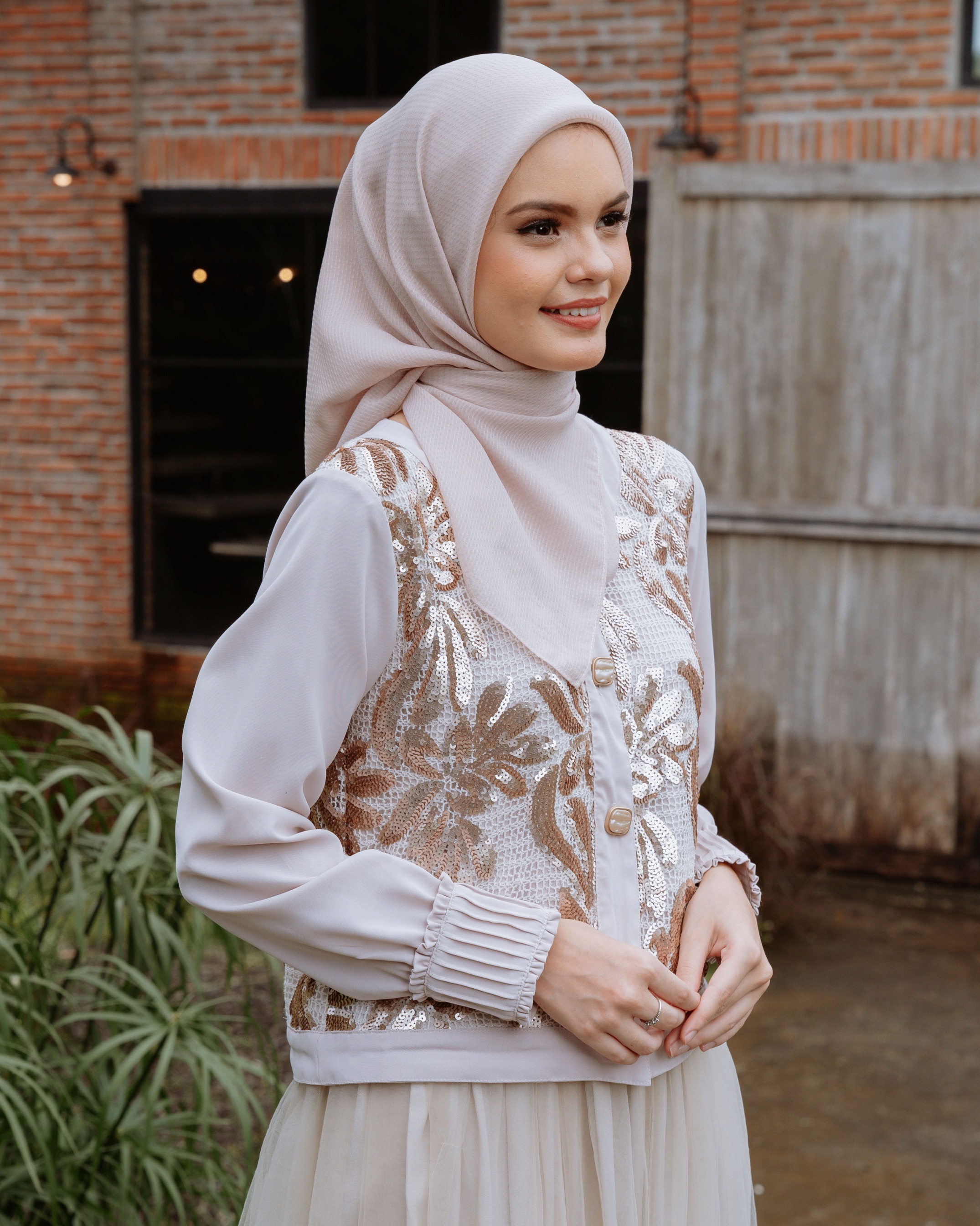 Inara Blouse - Beige