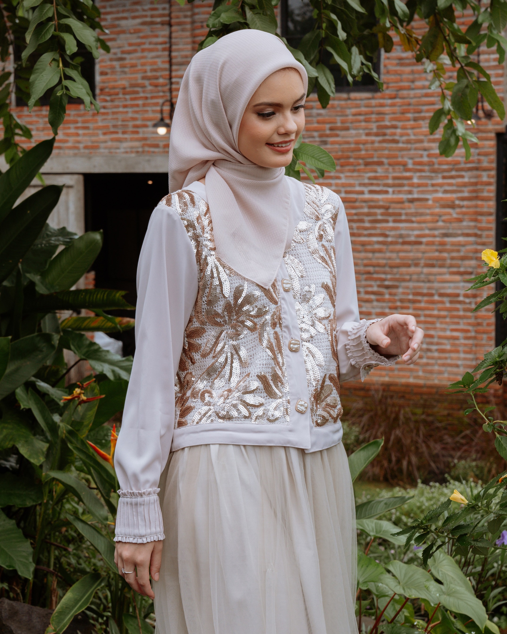 Inara Blouse - Beige