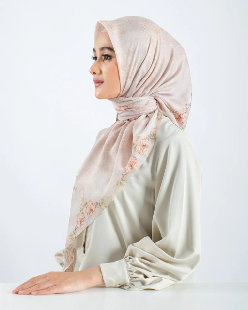 Image of Peony Scarf - Beige