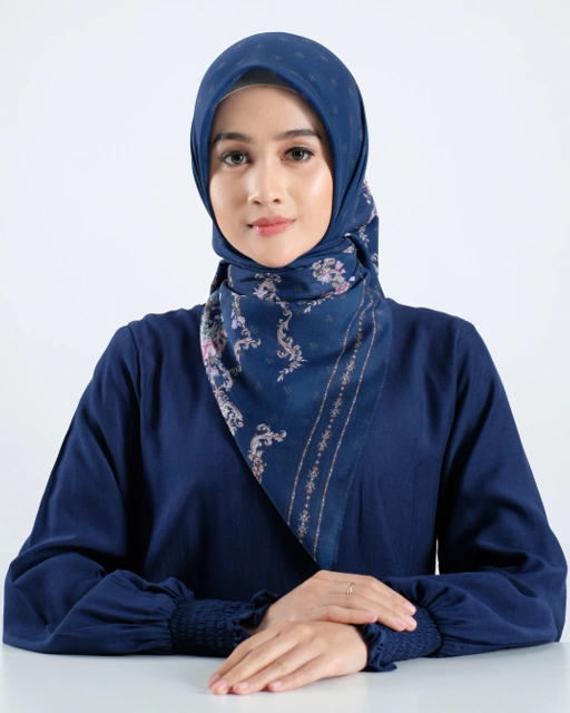 Image of Puspa Scarf - Navy