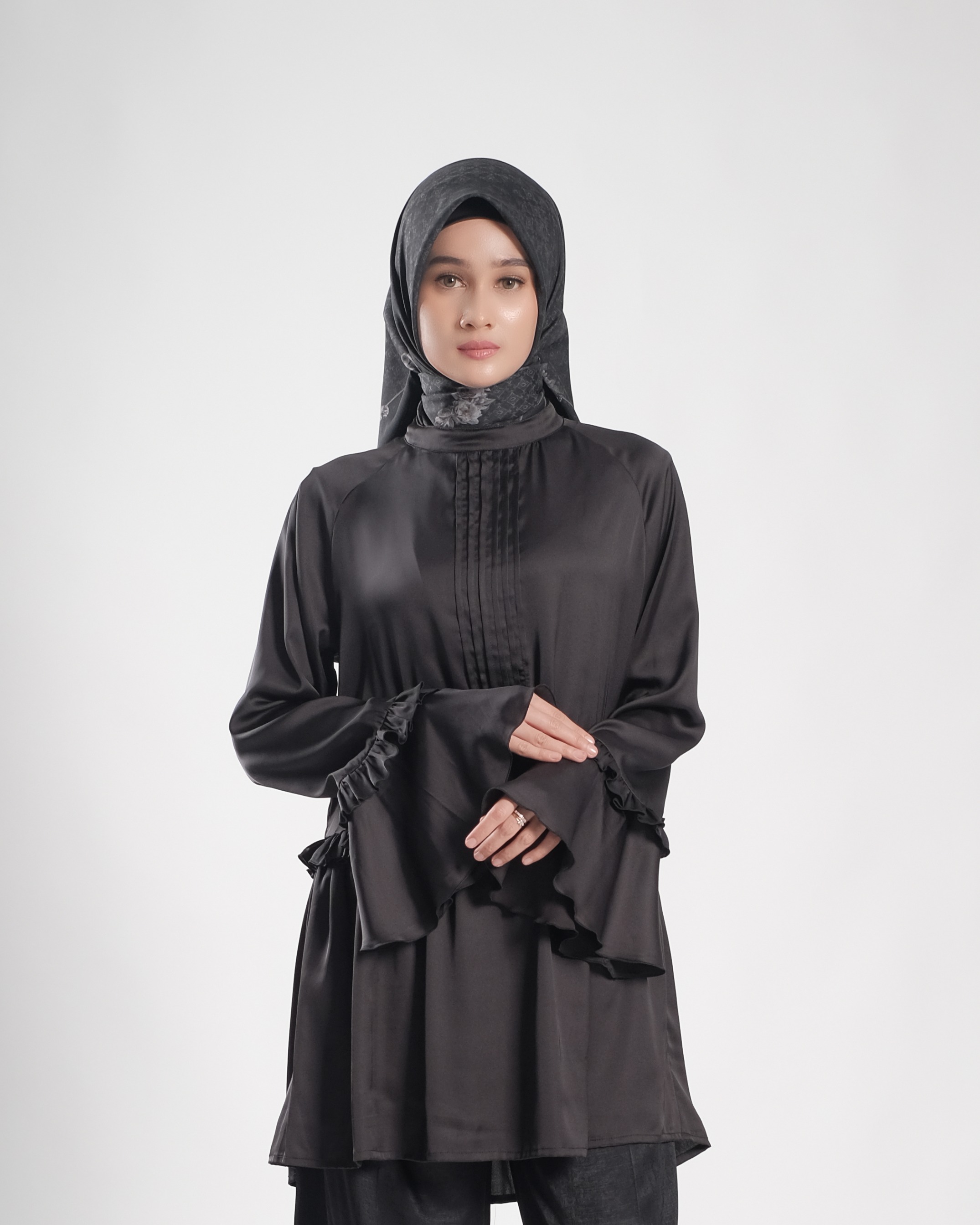 Alraisha Tunik - Black