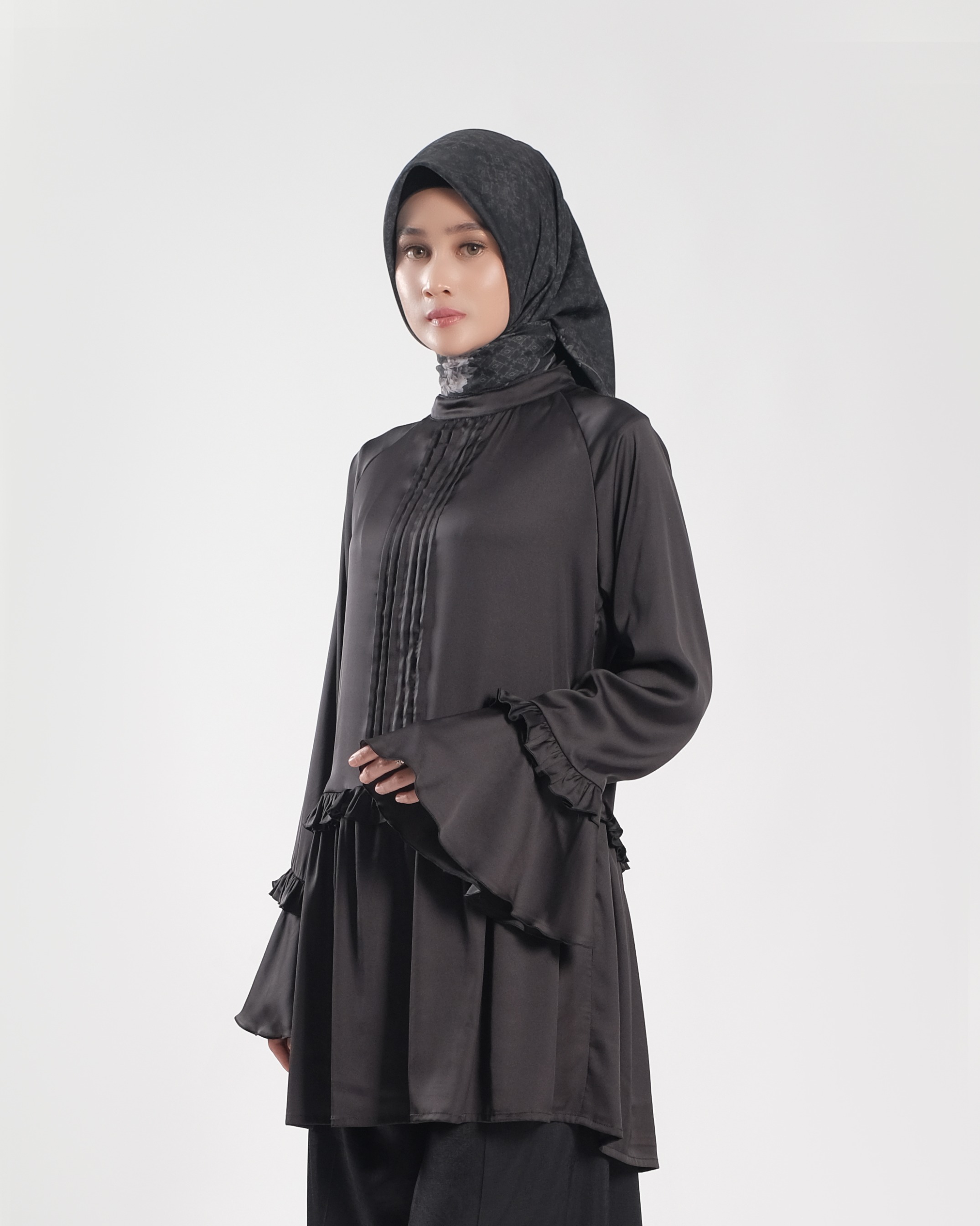 Alraisha Tunik - Black