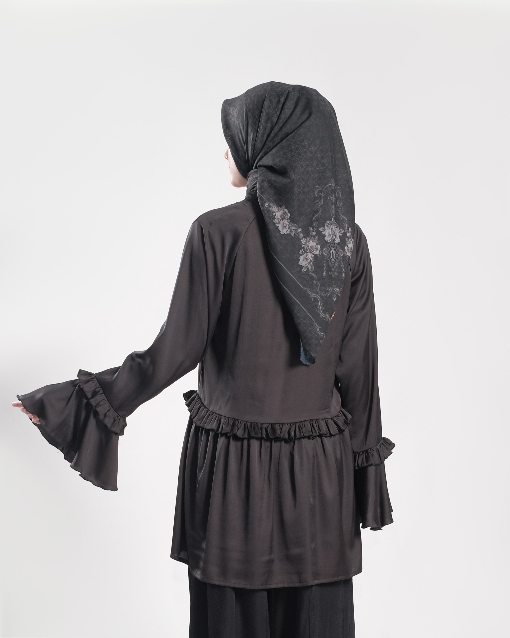 Alraisha Tunik - Black