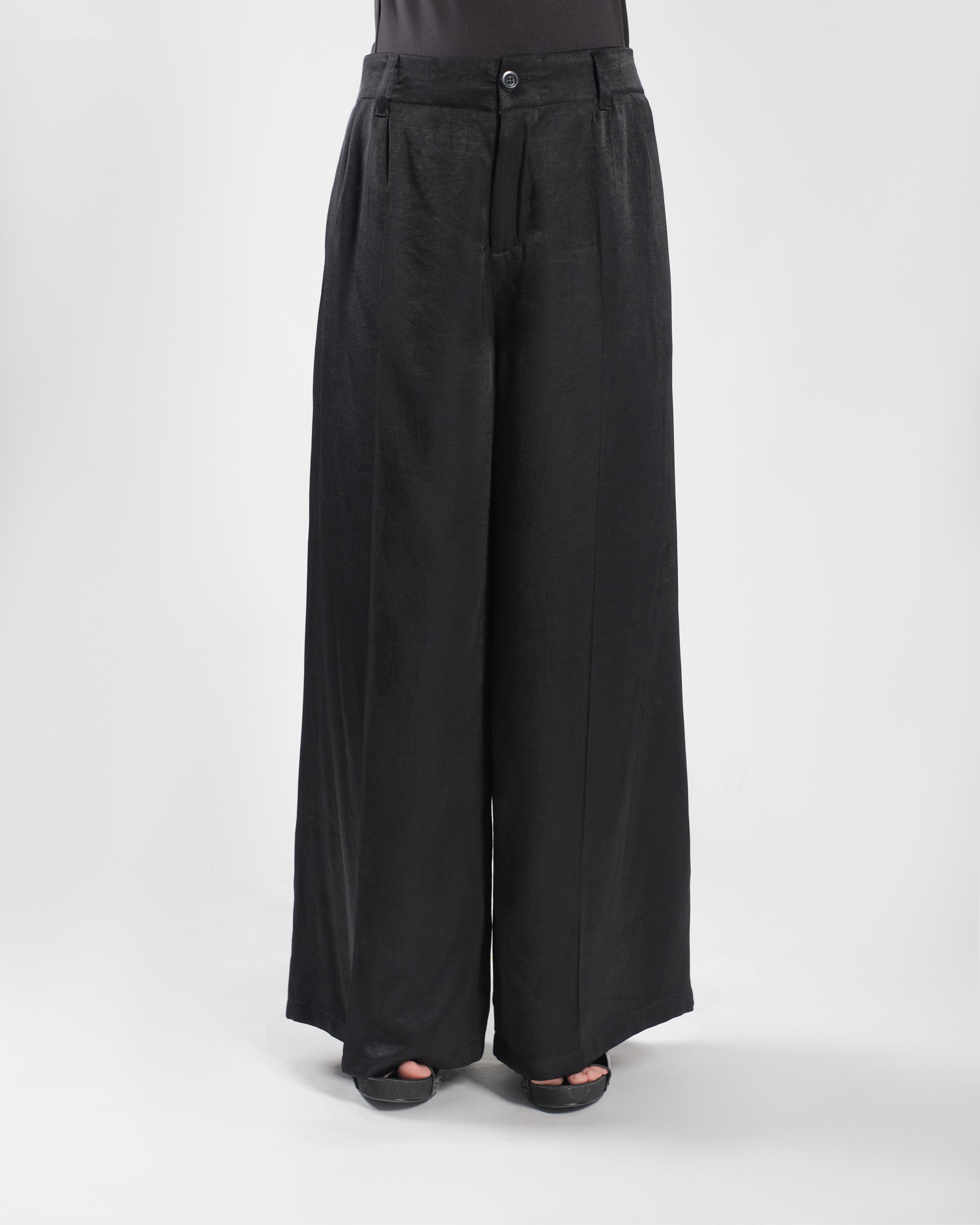 Alraisha Pant - Black