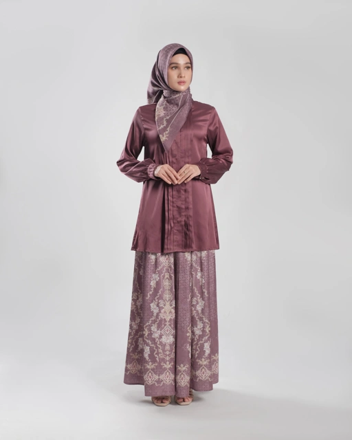 Image of Alraisha Blouse - Maroon