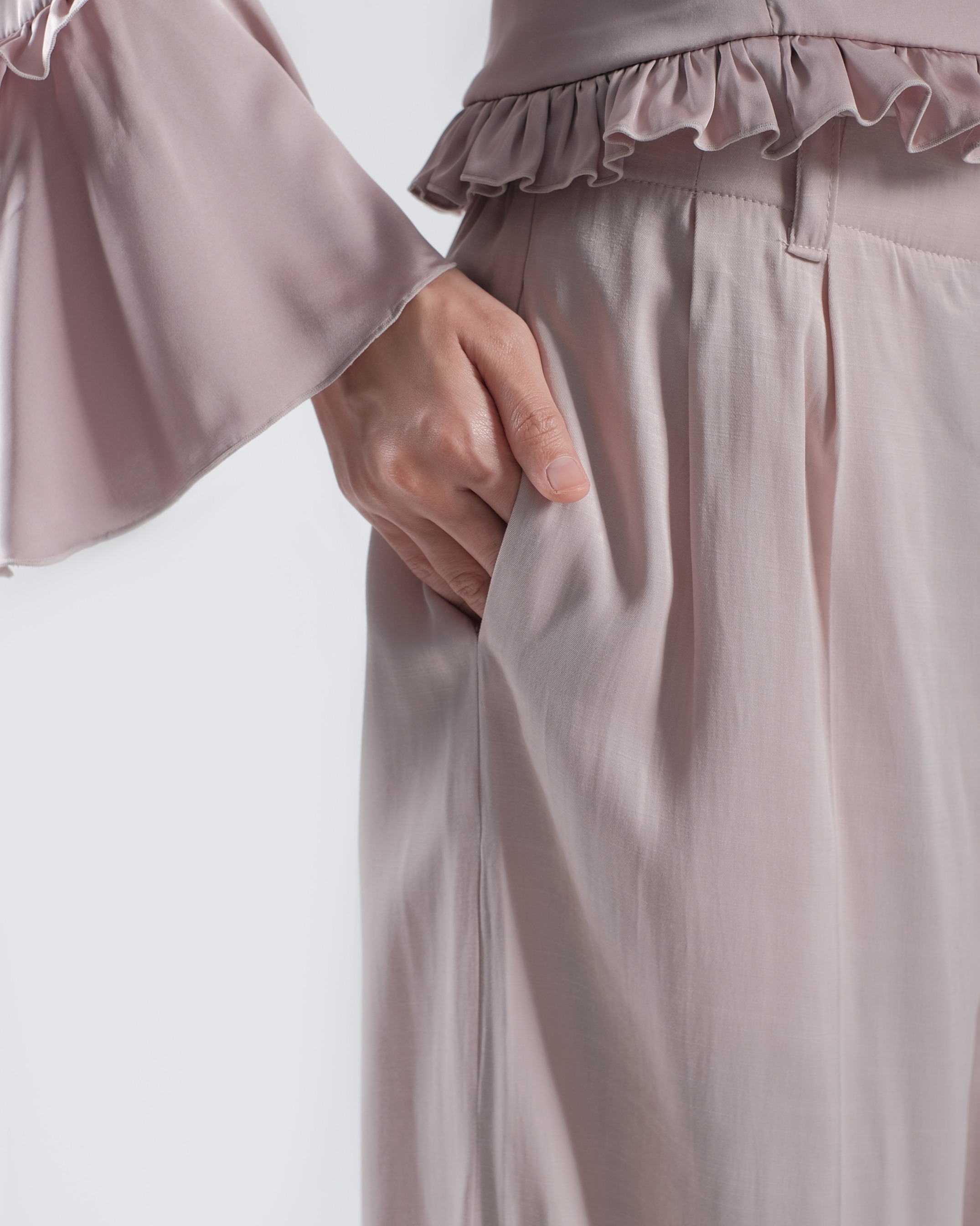 Alraisha Pant - Dusty Pink