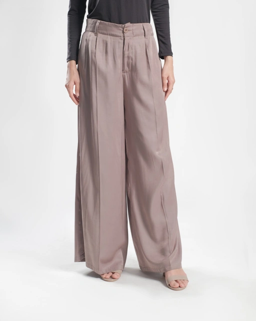 Image of Alraisha Pant - Taupe