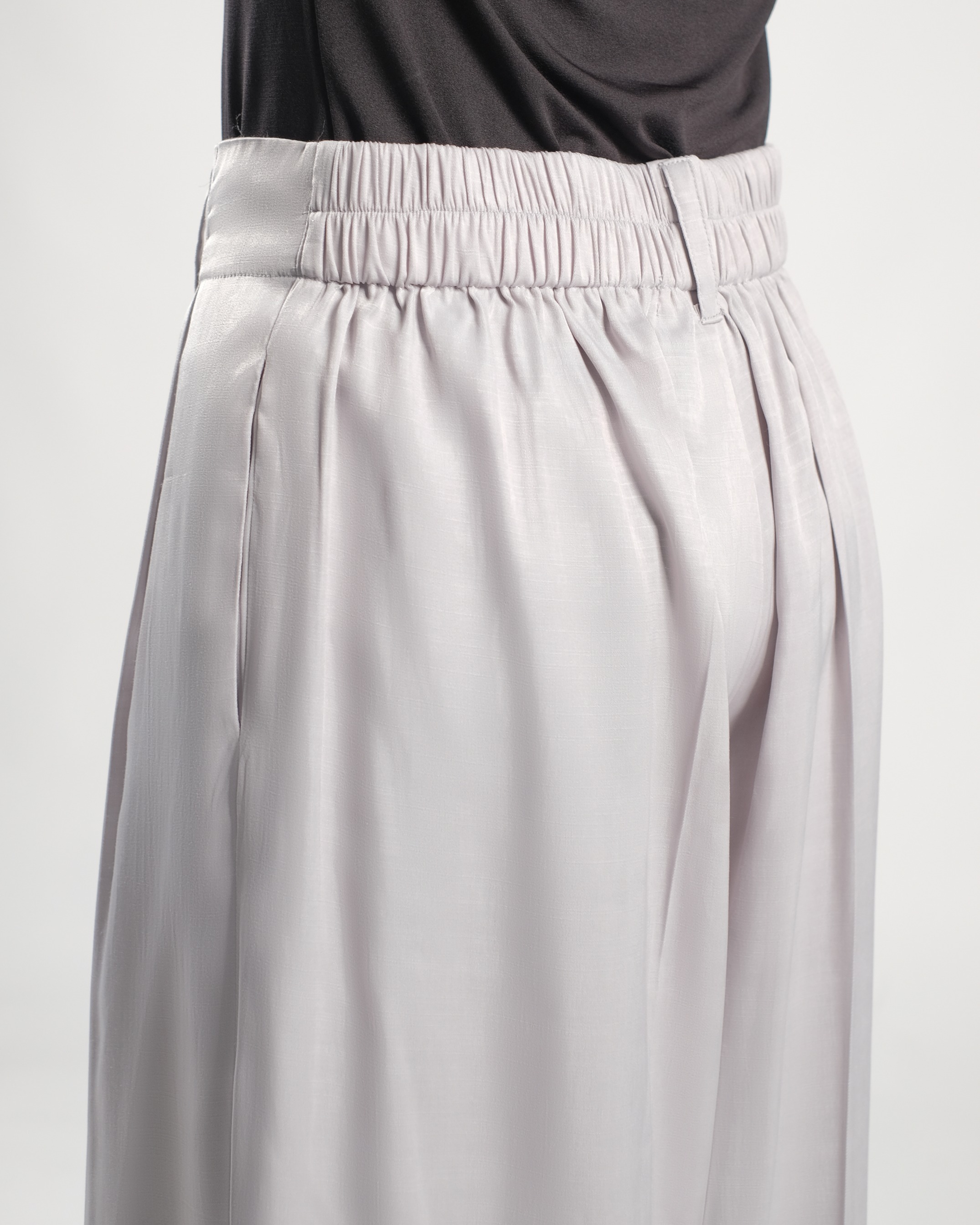 Alraisha Pant - Grey