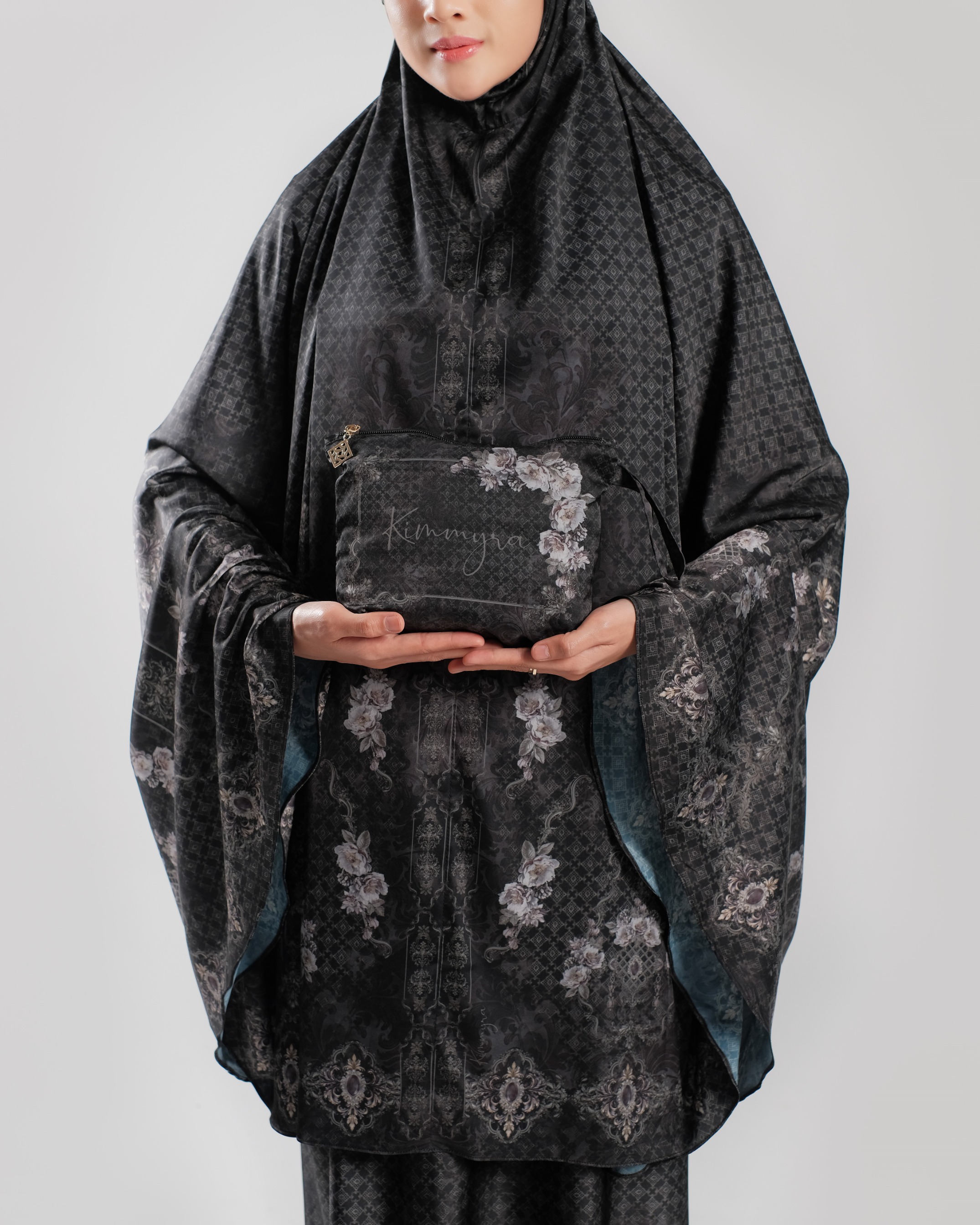 Gold E Jewel Black - Adult Prayer Robe