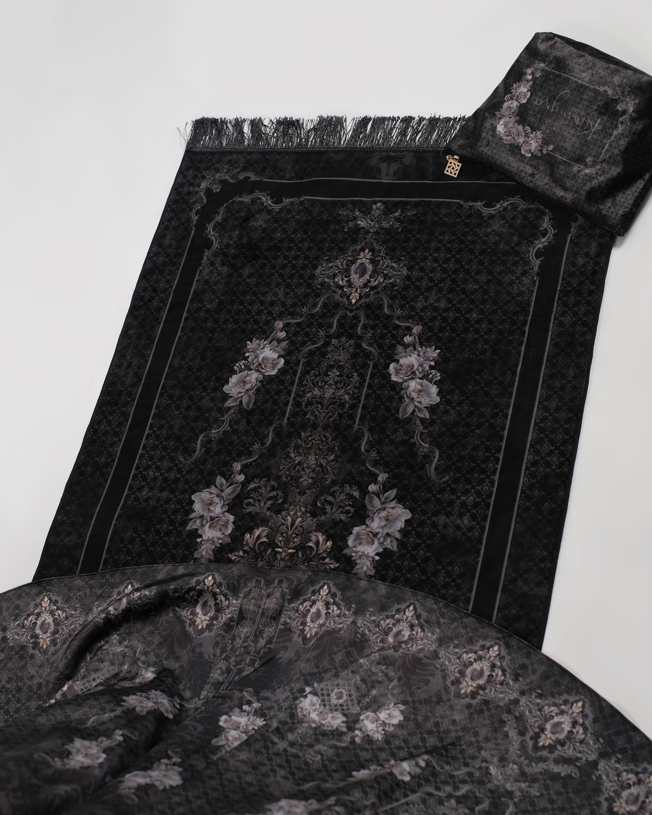 Gold E Jewel Black - Adult Prayer Robe