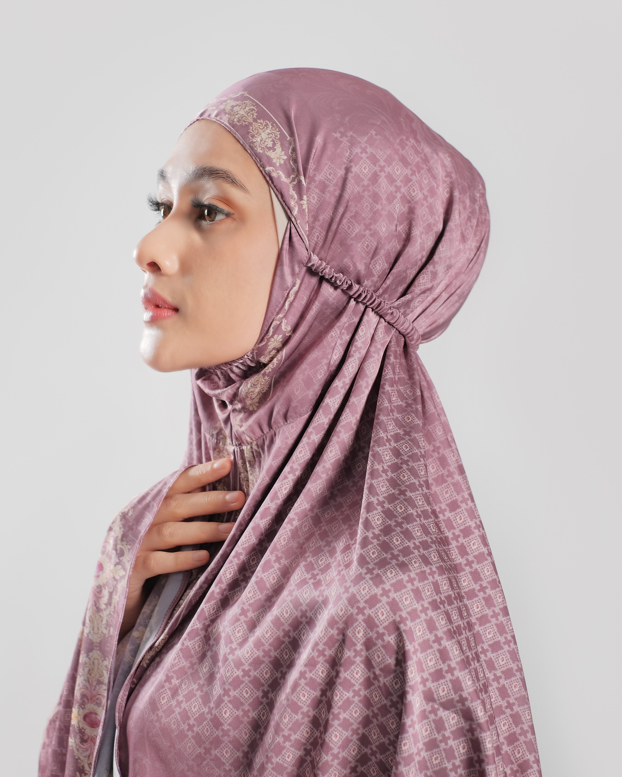 Gold E Jewel Maroon  - Adult Prayer Robe