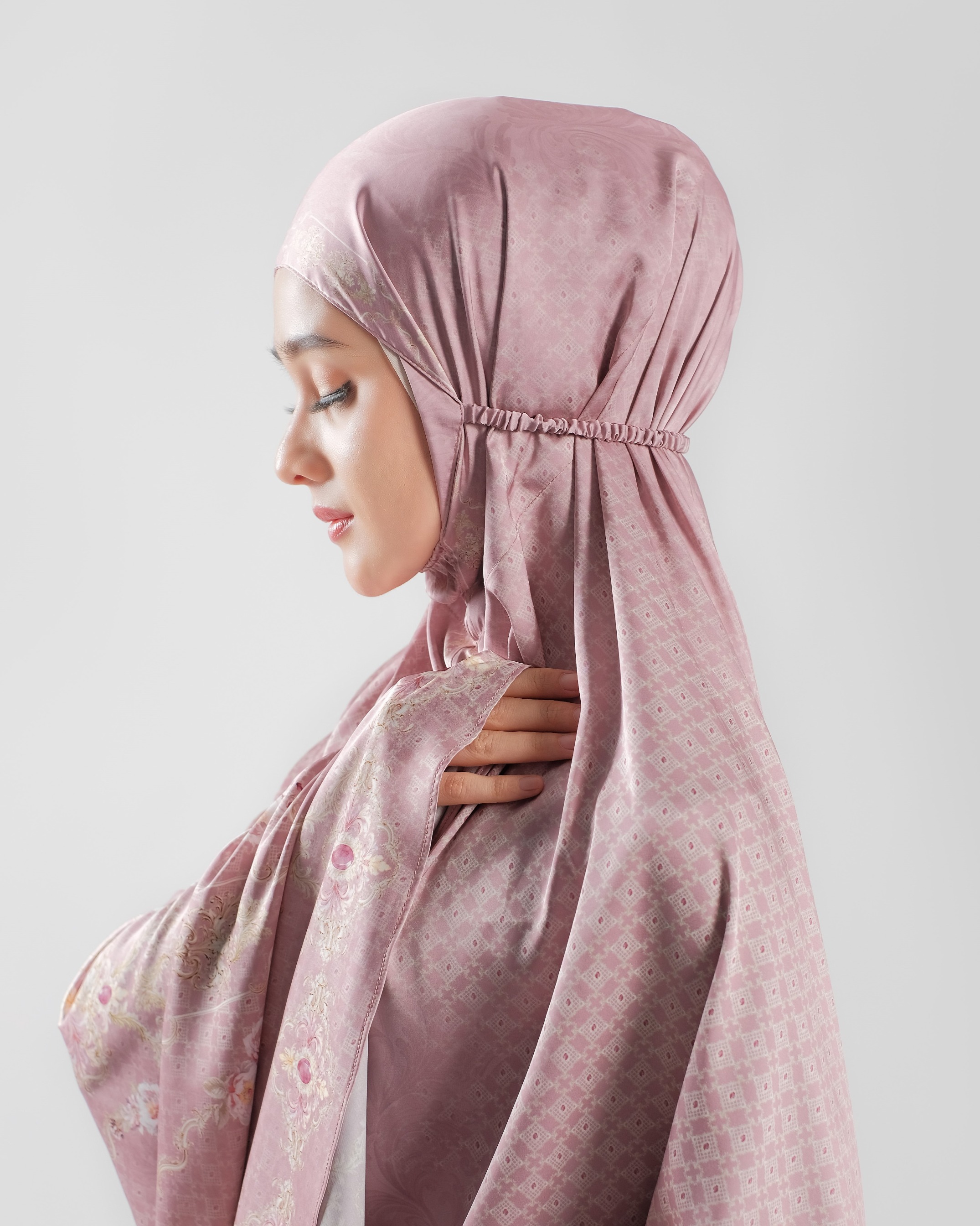 Gold E Jewel Dusty Pink - Adult Prayer Robe